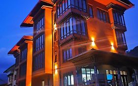 Ludrong Hotel